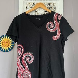 black floral paisley graphic tee tommy Hilfiger